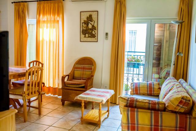 Photos for house 8167