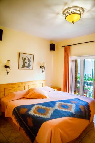 Photos for house 8167