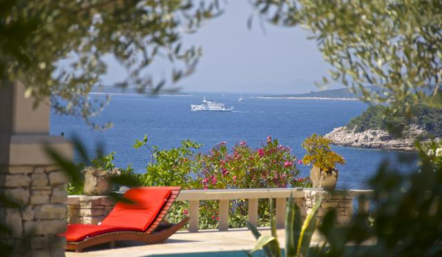 Photos for house 8211