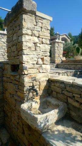 Photos for house 8211