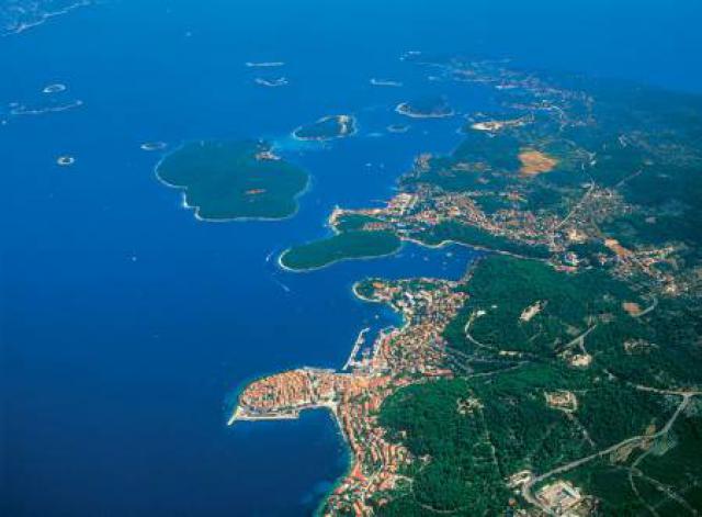 Photos for house 8211