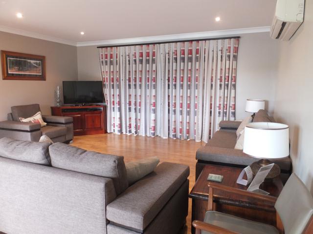 Photos for house 8450