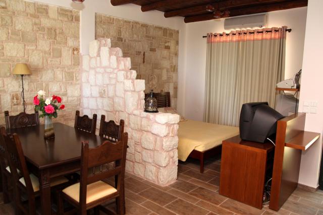 Photos for house 8482