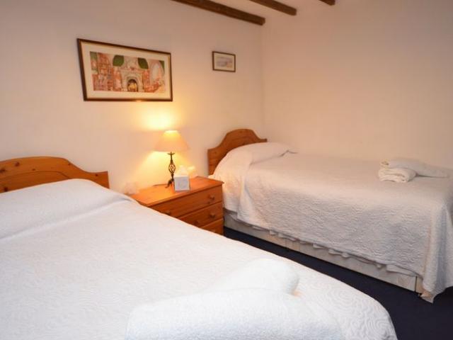 Photos for house 8776