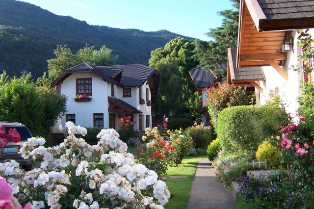 Photos for house 8927