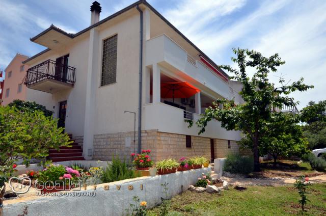 Photos for house 9269