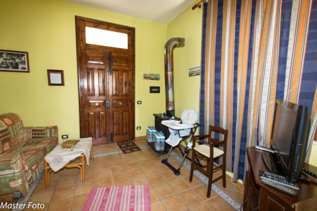 Photos for house 9319