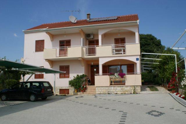 Photos for house 11180