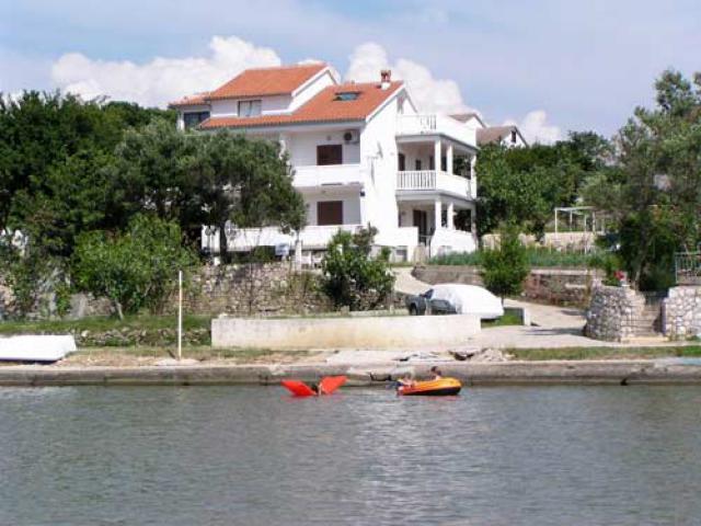 Photos for house 11208