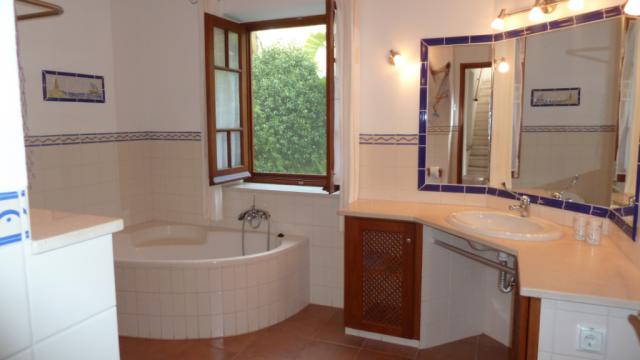 Photos for house 11320