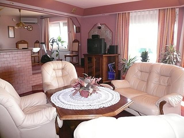 Photos for house 10414