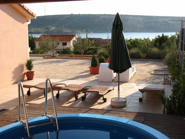 Photos for house 10739