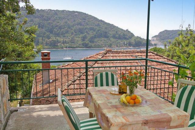 Photos for house 150081