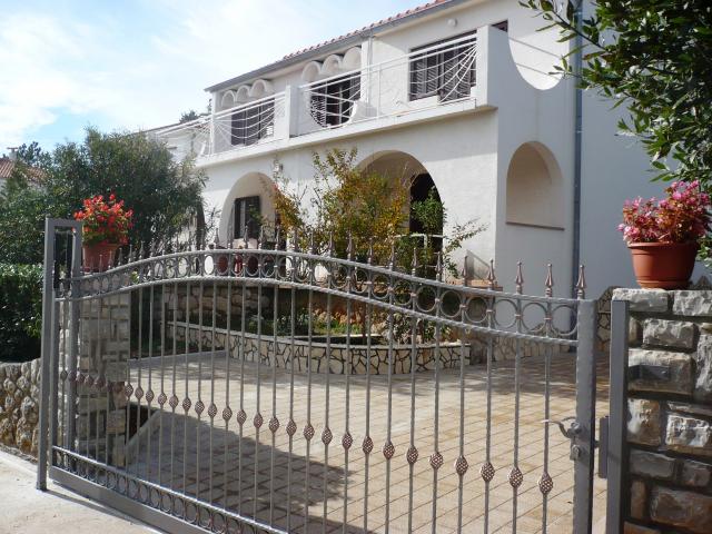 Photos for house 183890