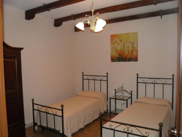 Photos for house 32100