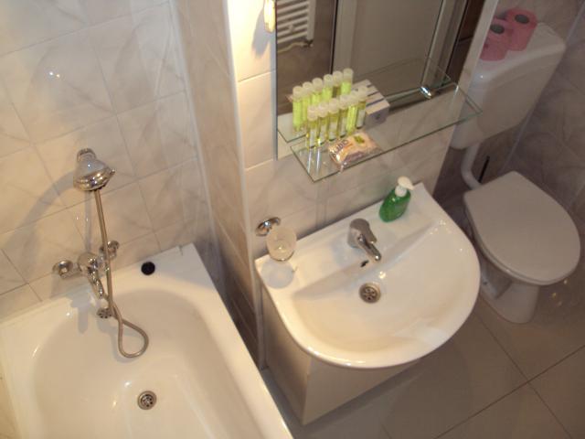 Photos for house 33061