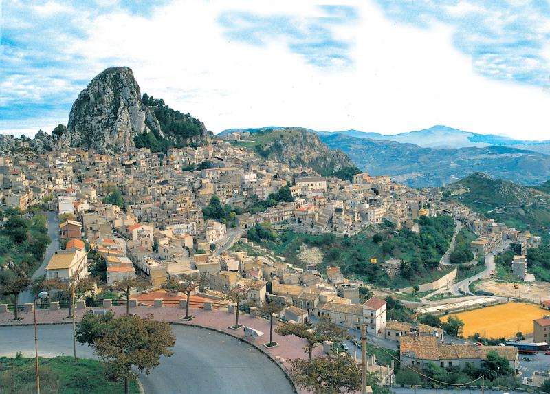 Photos for house 33087