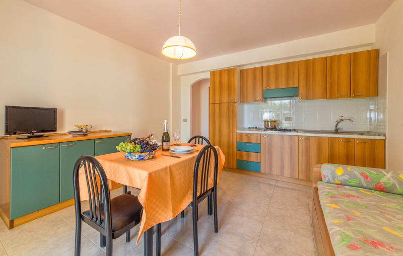 Photos for house 33087