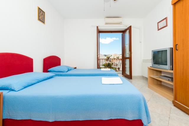 Photos for house 507505