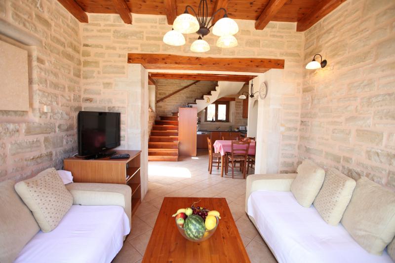 Photos for house 60668