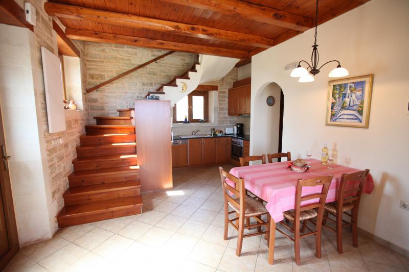 Photos for house 60668