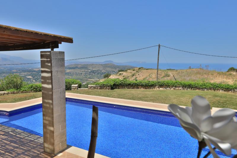 Photos for house 60681