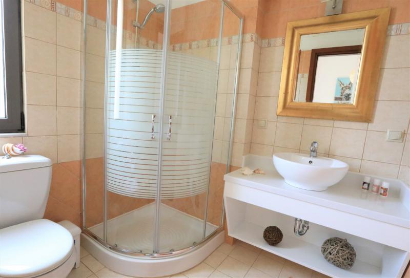 Photos for house 60681