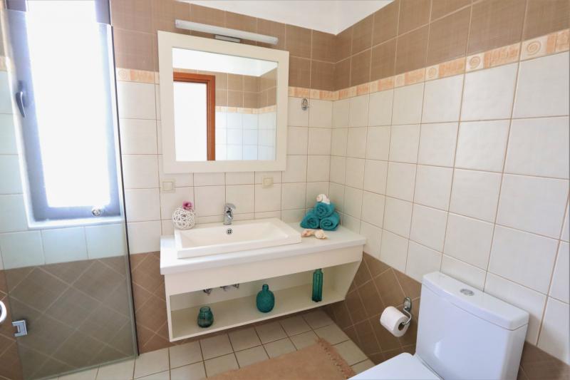 Photos for house 60681