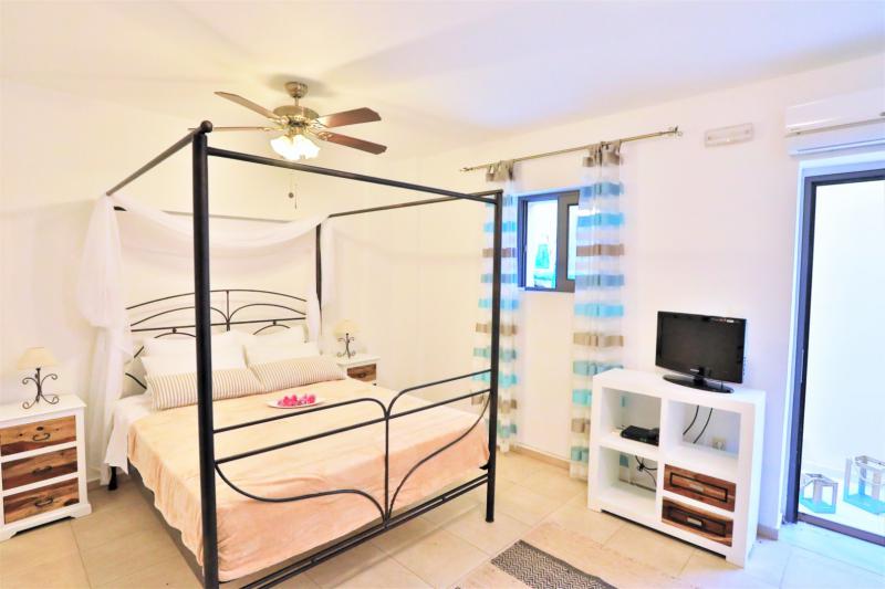 Photos for house 60681