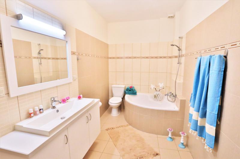 Photos for house 60681