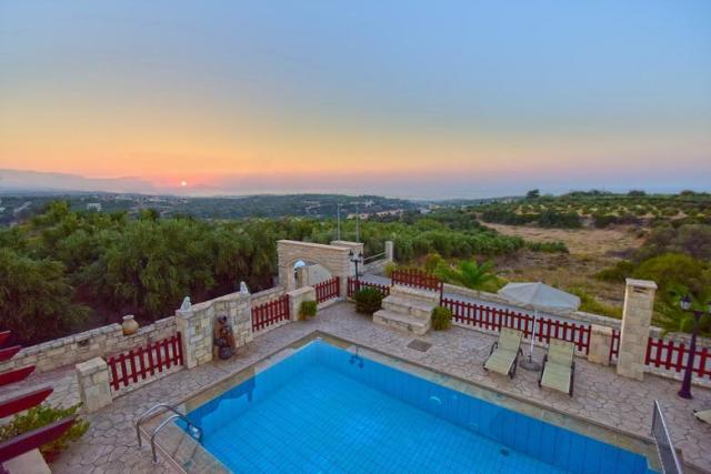 Photos for house 638386