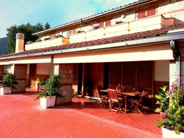 Photos for house 638470