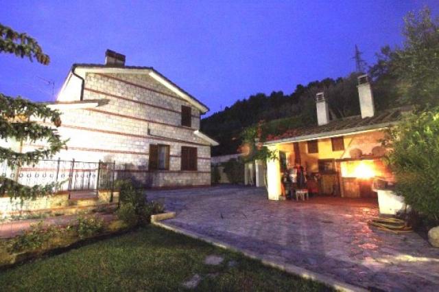 Photos for house 638470