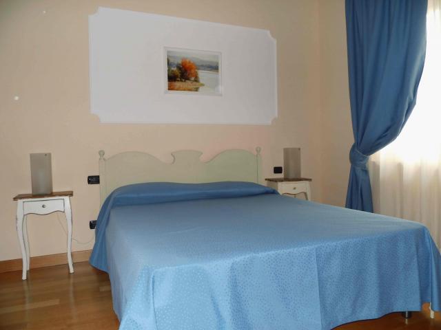 Photos for house 638611