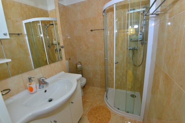 Photos for house 638633