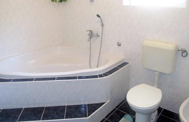 Photos for house 638790