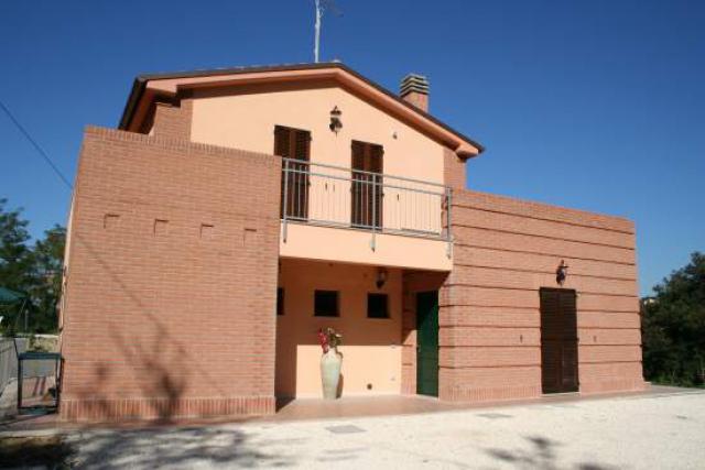 Photos for house 638866