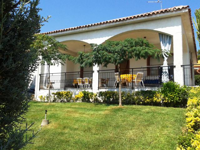 Photos for house 638906