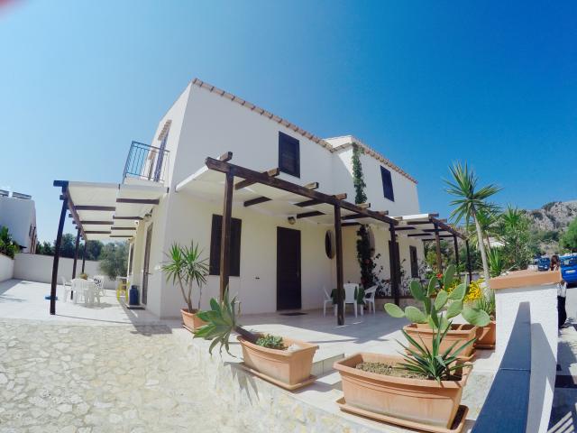 Photos for house 639006