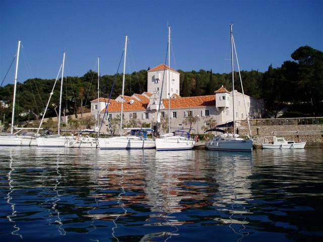 Photos for house 639062