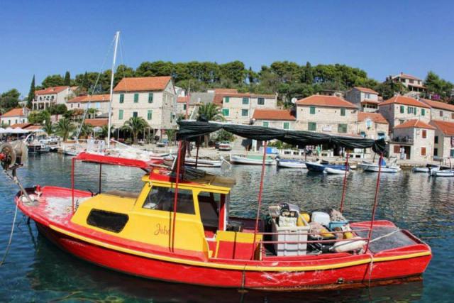 Photos for house 639062