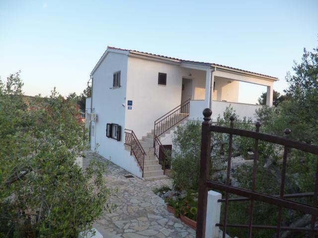 Photos for house 639062