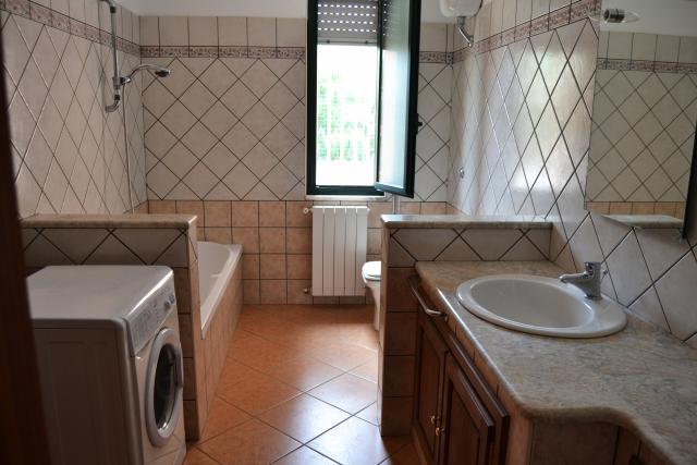 Photos for house 639251