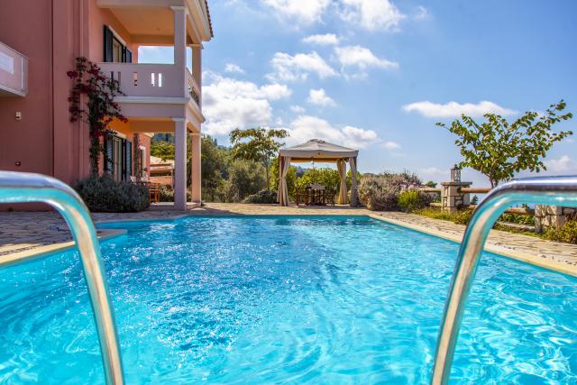 Photos for house 639365