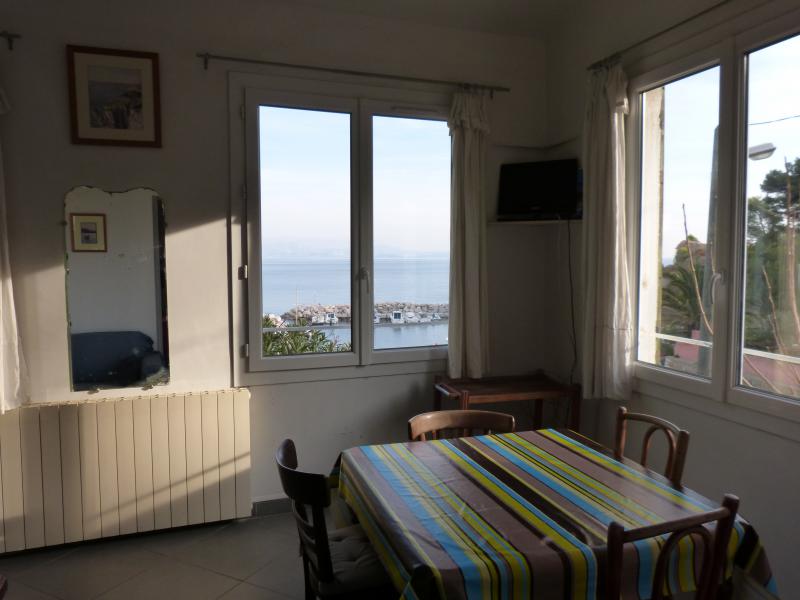 Photos for house 639412