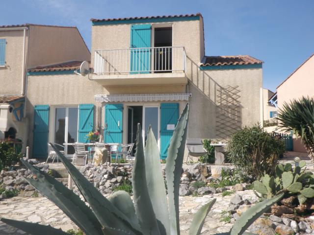 Photos for house 639780