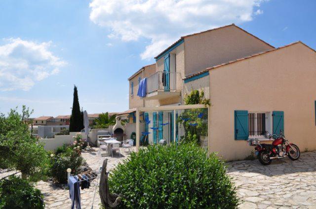 Photos for house 639780