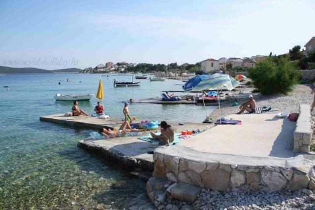 Photos for house 639781