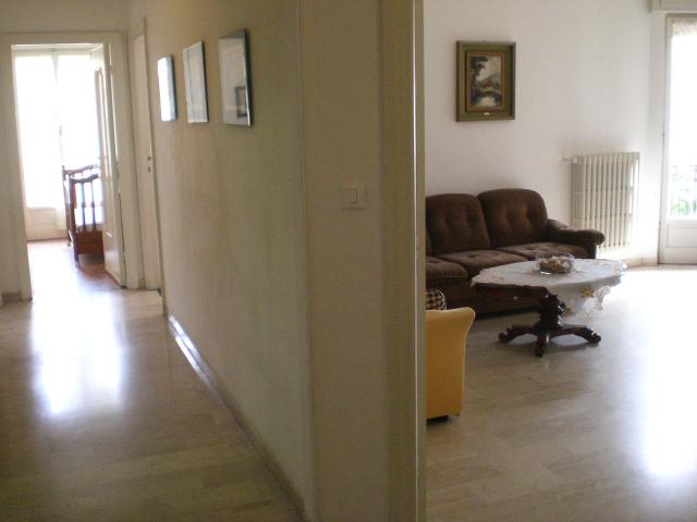 Photos for house 639810