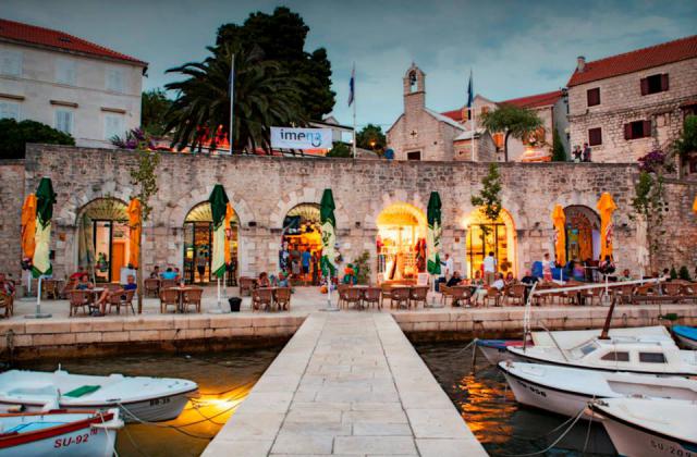 Photos for house 639836